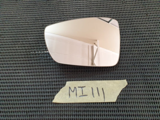 Volkswagen Polo IV Left Outer Mirror Glass