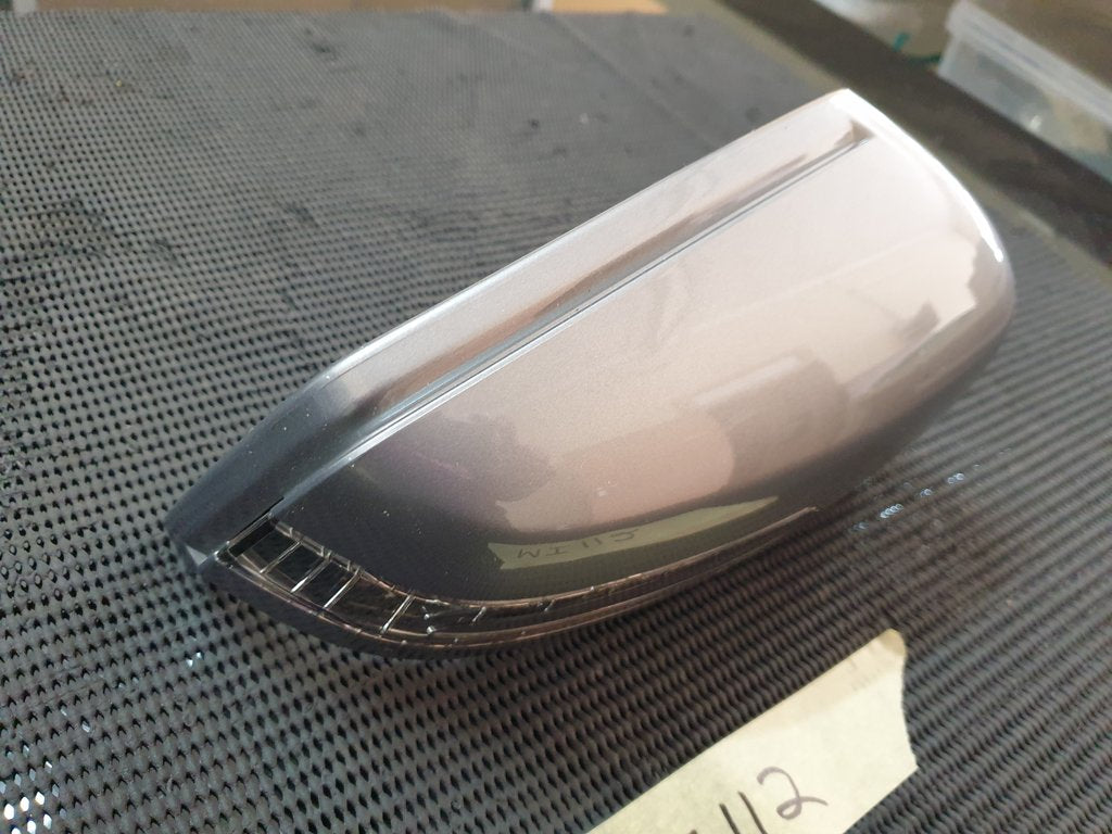 Mercedes-Benz C-Class E-Class W204 W212 Right Outer Mirror Cover and Indicator Light