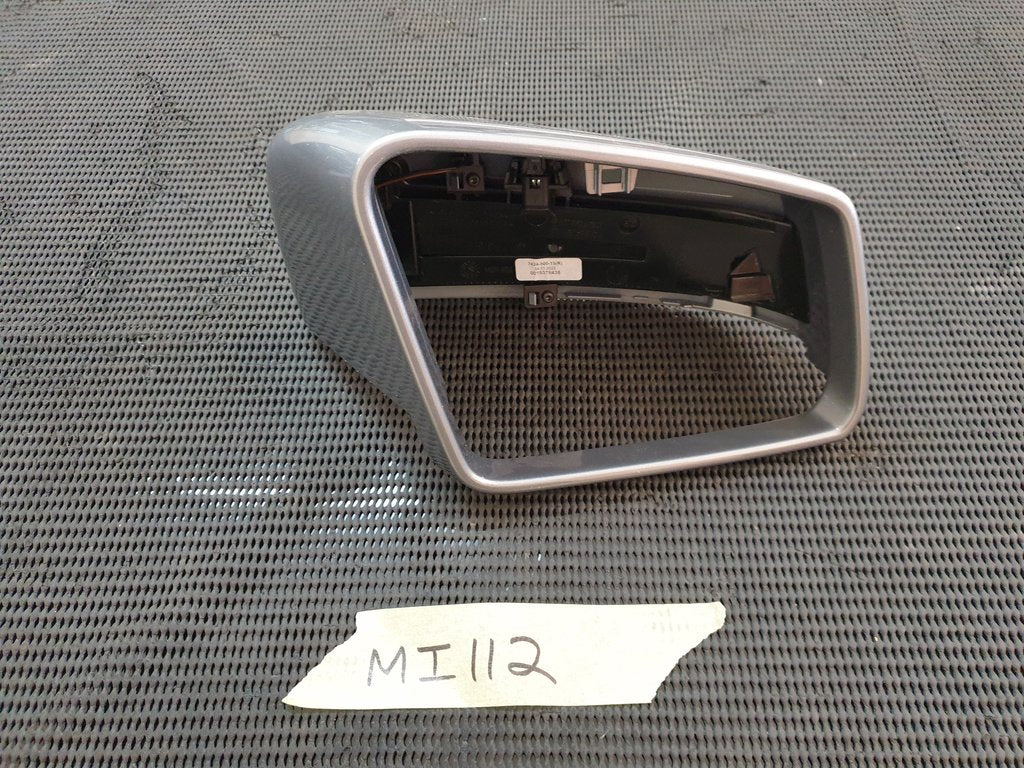 Mercedes-Benz C-Class E-Class W204 W212 Right Outer Mirror Cover and Indicator Light