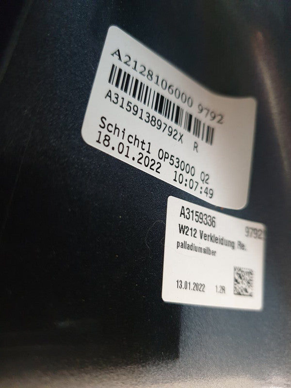 Mercedes-Benz C-Class E-Class W204 W212 Right Outer Mirror Cover and Indicator Light