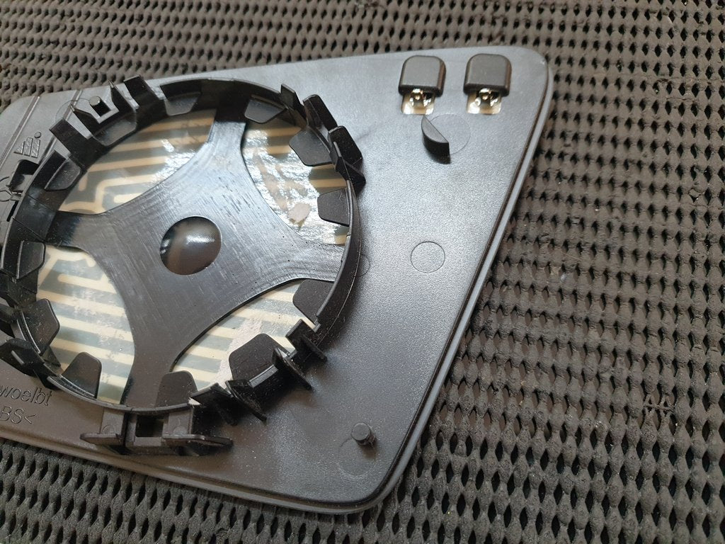 Mercedes-Benz C-Class, E-Class W212, W204 Right Outer Mirror Glass