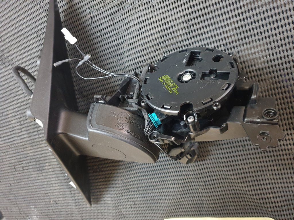 Mercedes-Benz C-Class W204 Right Outer Mirror Base