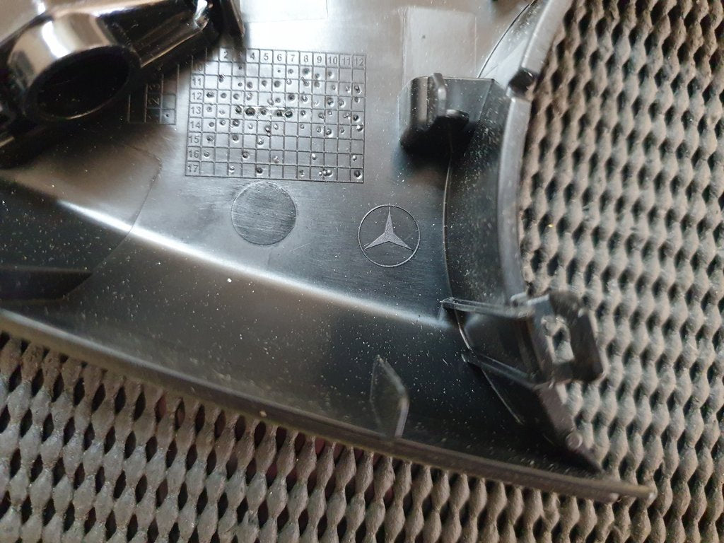 Mercedes-Benz C-Class E-Class W204 W212 Right Outer Mirror Lower Cover