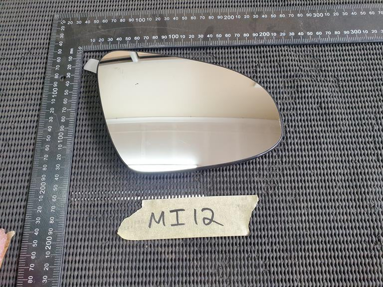 Toyota Corolla Right Outer Mirror Glass