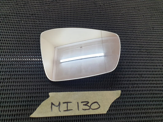 Volkswagen Polo V Right Outer Mirror Glass
