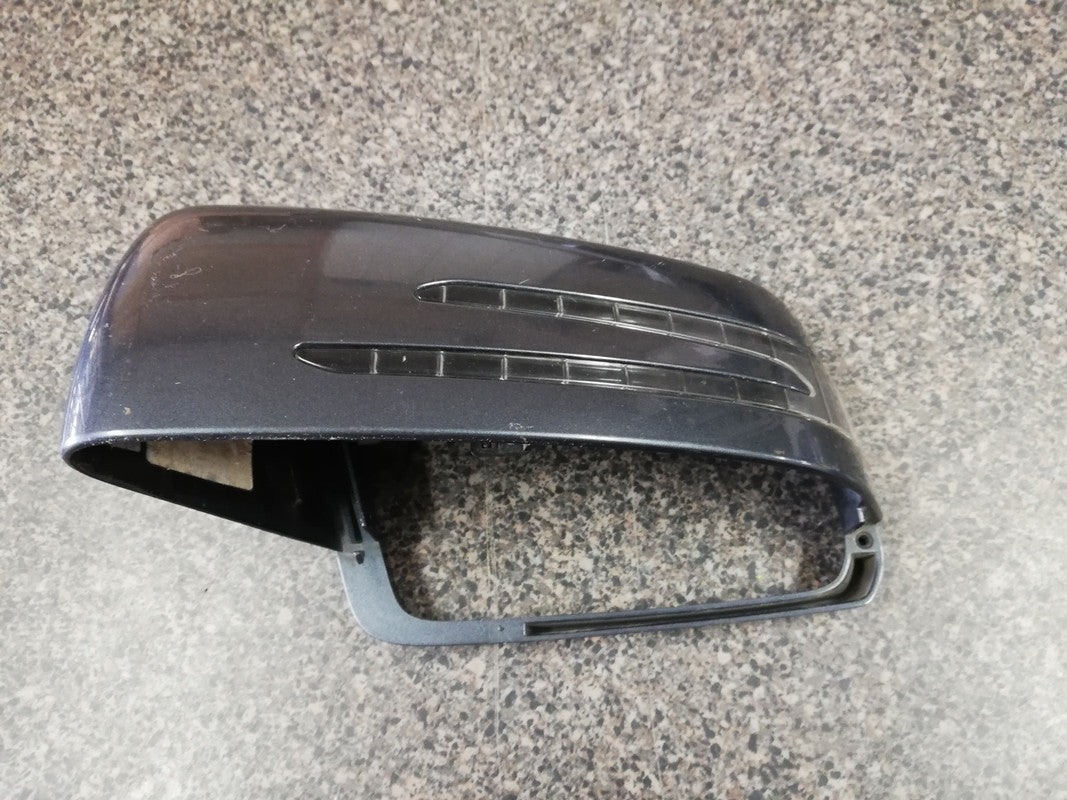 Mercedes-Benz A-Class, B-Class, C-Class, E-Class, CLA, CLS, S-Class, GLA, ML, GLE W176, W246, W204, W212, W207, W117, W218, W221, X156, W164, W166 2010, 2011, 2012, 2013, 2014 Left Outer Mirror Cover with Indicator Light