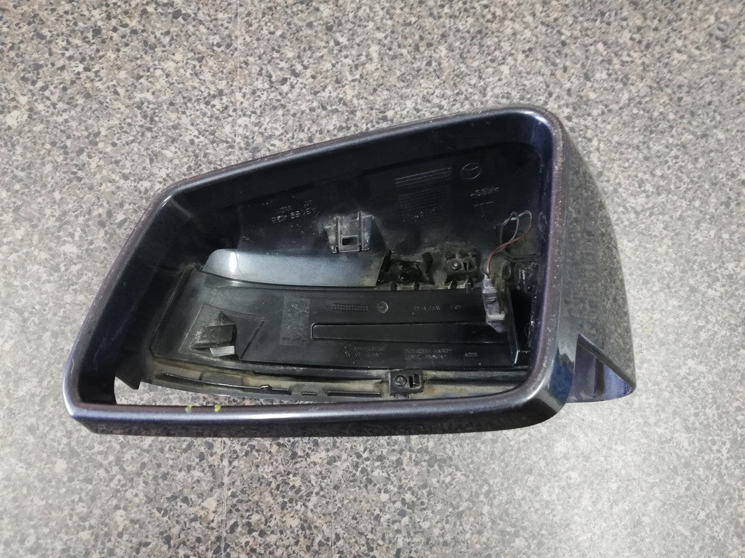 Mercedes-Benz A-Class, B-Class, C-Class, E-Class, CLA, CLS, S-Class, GLA, ML, GLE W176, W246, W204, W212, W207, W117, W218, W221, X156, W164, W166 2010, 2011, 2012, 2013, 2014 Left Outer Mirror Cover with Indicator Light