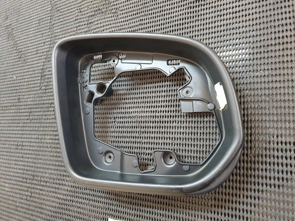 Mercedes-Benz GLE W167 Right Outer Mirror Frame