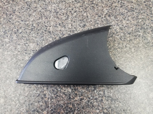 Mercedes-Benz C-Class CL CLS E-Class S-Class  W204 W207 W212 W216 W218 W221 Right Outer Mirror Cover Lower