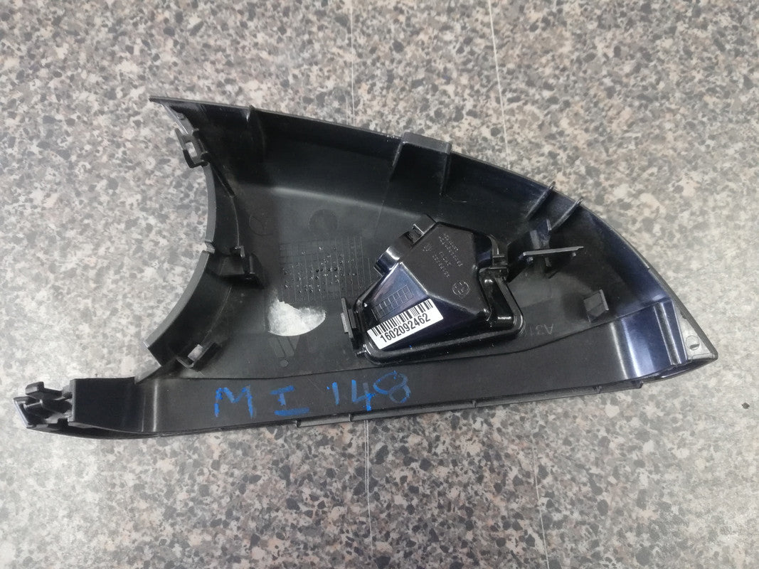 Mercedes-Benz C-Class CL CLS E-Class S-Class  W204 W207 W212 W216 W218 W221 Right Outer Mirror Cover Lower