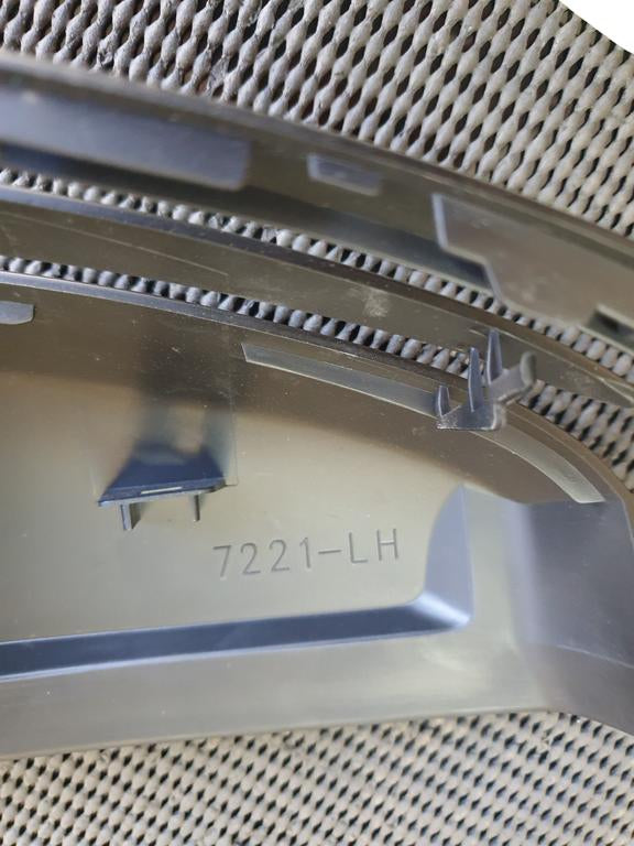 Mercedes-Benz Aftermarket C-Class E-Class W204 W212 Left Outer Mirror Cover