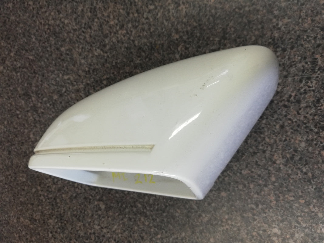 Mercedes-Benz A-Class, B-Class, C-Class, E-Class, CLA, CLS, S-Class, GLA, ML, GLE W176, W246, W204, W212, W207, W117, W218, W221, X156, W164, W166 2010, 2011, 2012, 2013, 2014 Left Outer Mirror Cover, Broken Indicator