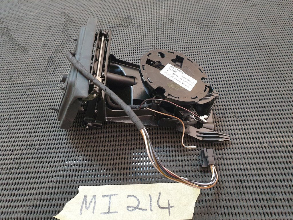 Mercedes-Benz C-Class W203 C32 AMG Right Outer Mirror Actuator Base