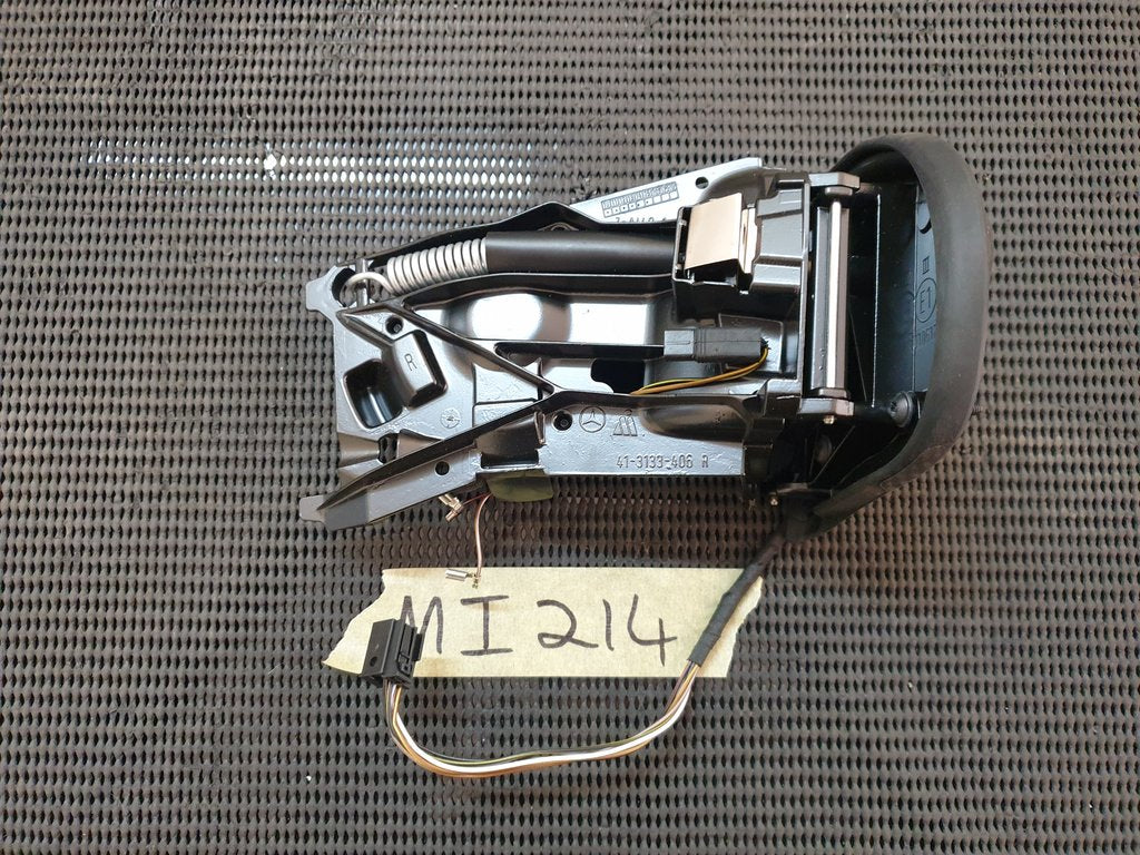 Mercedes-Benz C-Class W203 C32 AMG Right Outer Mirror Actuator Base