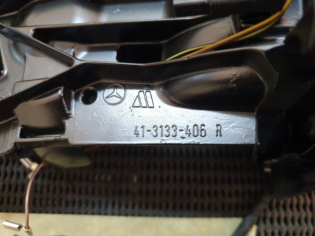 Mercedes-Benz C-Class W203 C32 AMG Right Outer Mirror Actuator Base