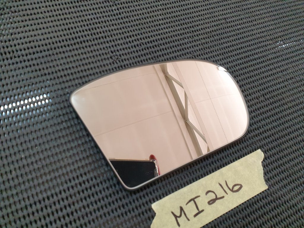 Mercedes-Benz C-Class W203 Right Outer Mirror Glass