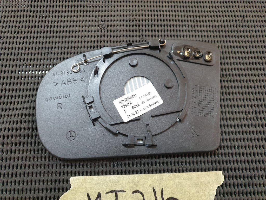 Mercedes-Benz C-Class W203 Right Outer Mirror Glass