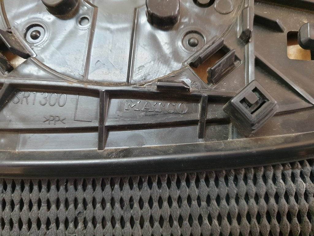 Toyota Hi-lux/SRX Rav 4 2018, 2019, 2020, 2021, 2022, 2023 Left Outer Mirror Glass