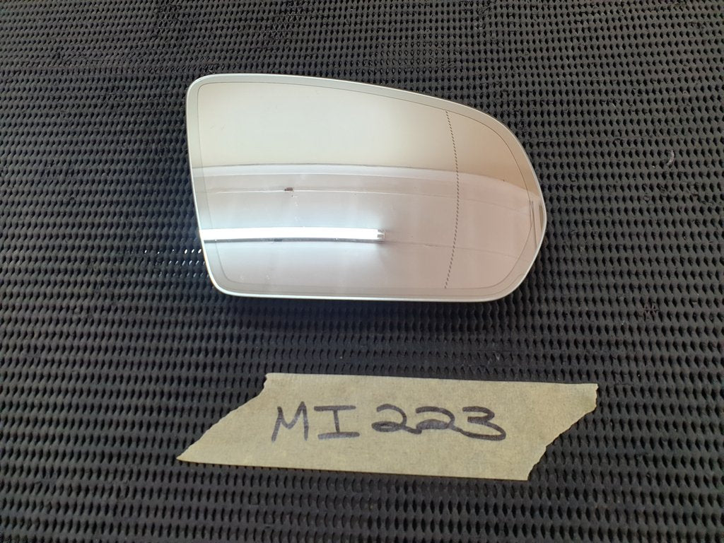Mercedes-Benz C-Class, GLC W205, W253 2015, 2016, 2017, 2018, 2019 Right Outer Mirror Glass