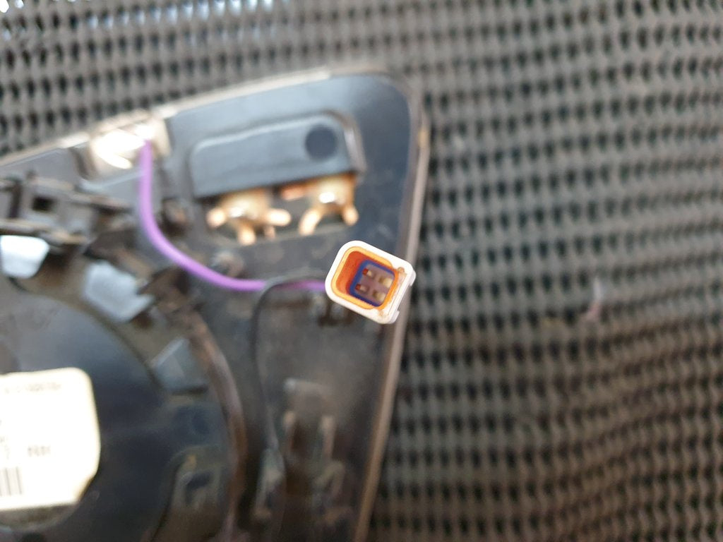 Mercedes-Benz C-Class, GLC W205, W253 2015, 2016, 2017, 2018, 2019 Right Outer Mirror Glass