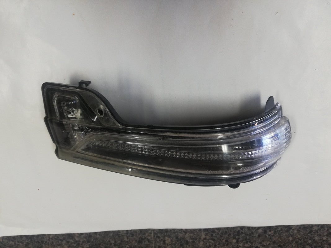 Toyota Hilux SRX 2018 Left Outer Mirror Indicator Light