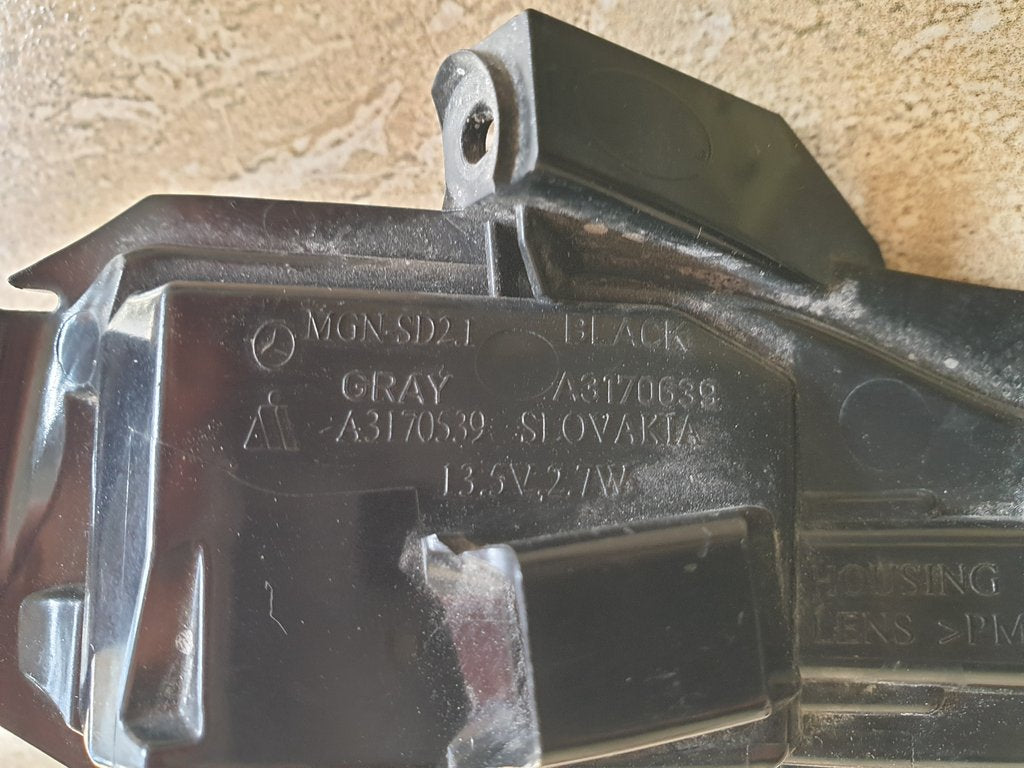 Mercedes-Benz C-Class W205 Left Outer Mirror Indicator Light