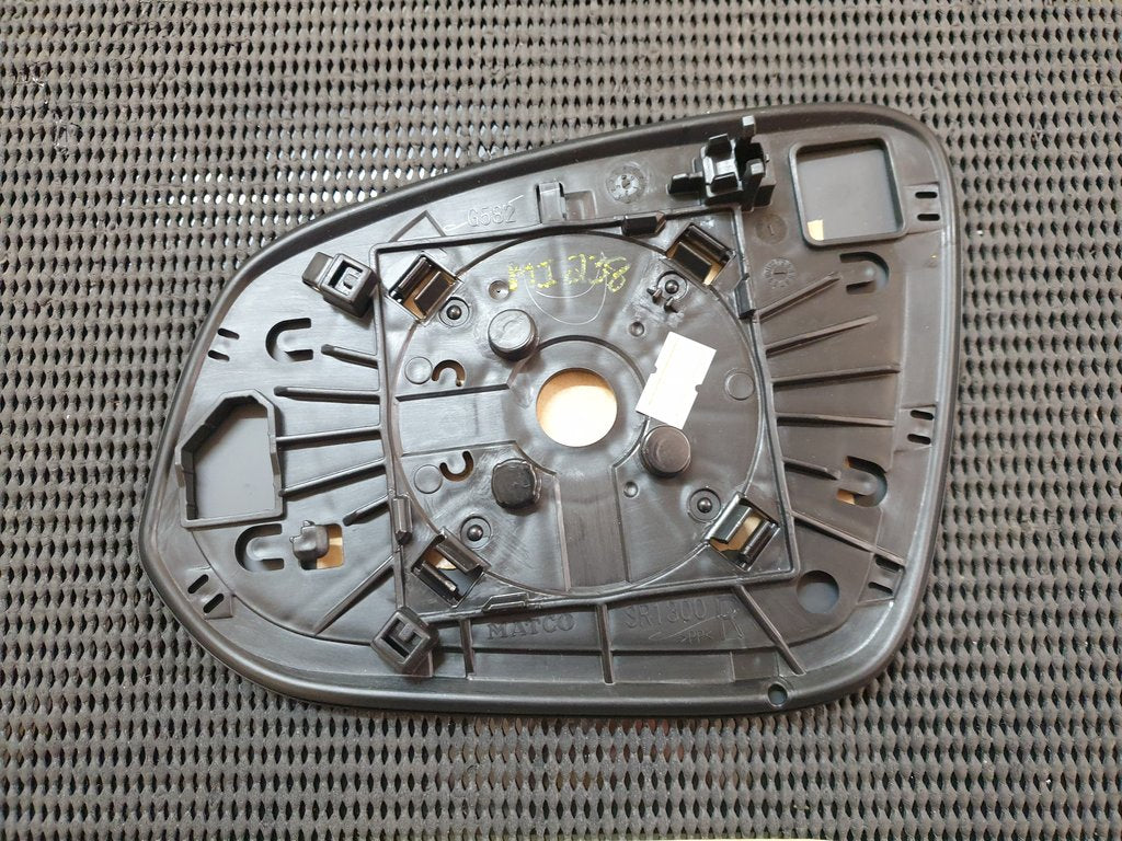 Toyota Fortuner 2021 Right Outer Mirror Glass