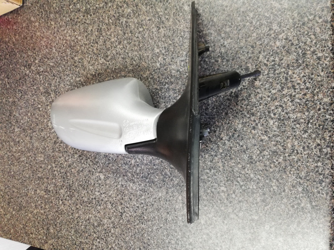 Original Used Tata Indica 2005 Right Outer Complete Mirror, Mirror Glass included in box