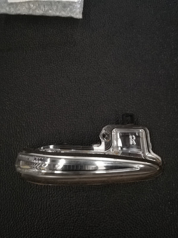 Toyota Rav 4 2019 Right Outer Mirror Indicator Light