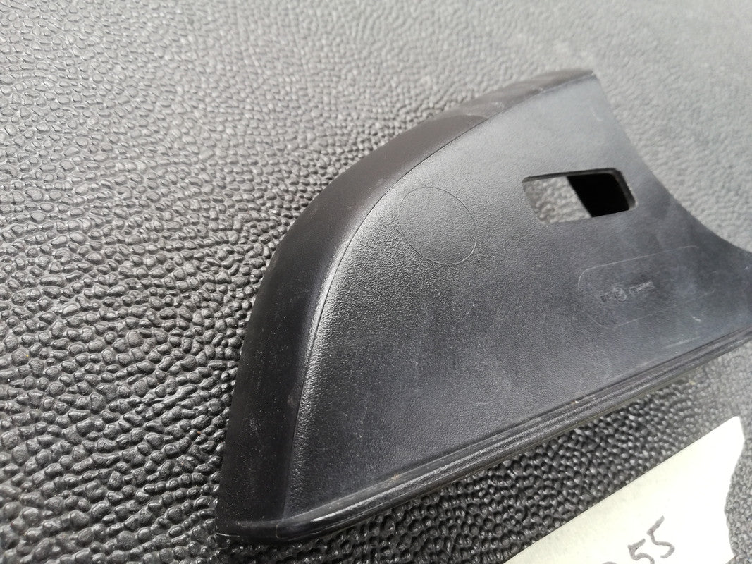 Mercedes-Benz GLE W166, 300 D 4MATIC 2016 Right Outer Mirror Lower Cover