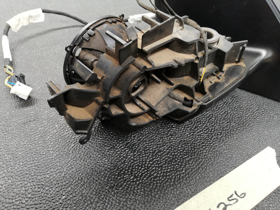 Mercedes-Benz GLE W166, 300 D 4MATIC 2016 Right Outer Mirror Base