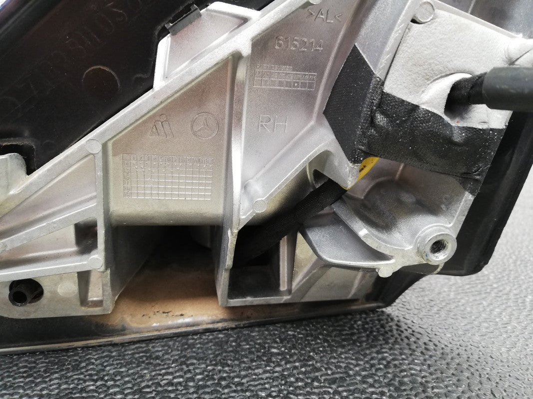 Mercedes-Benz GLE W166, 300 D 4MATIC 2016 Right Outer Mirror Base