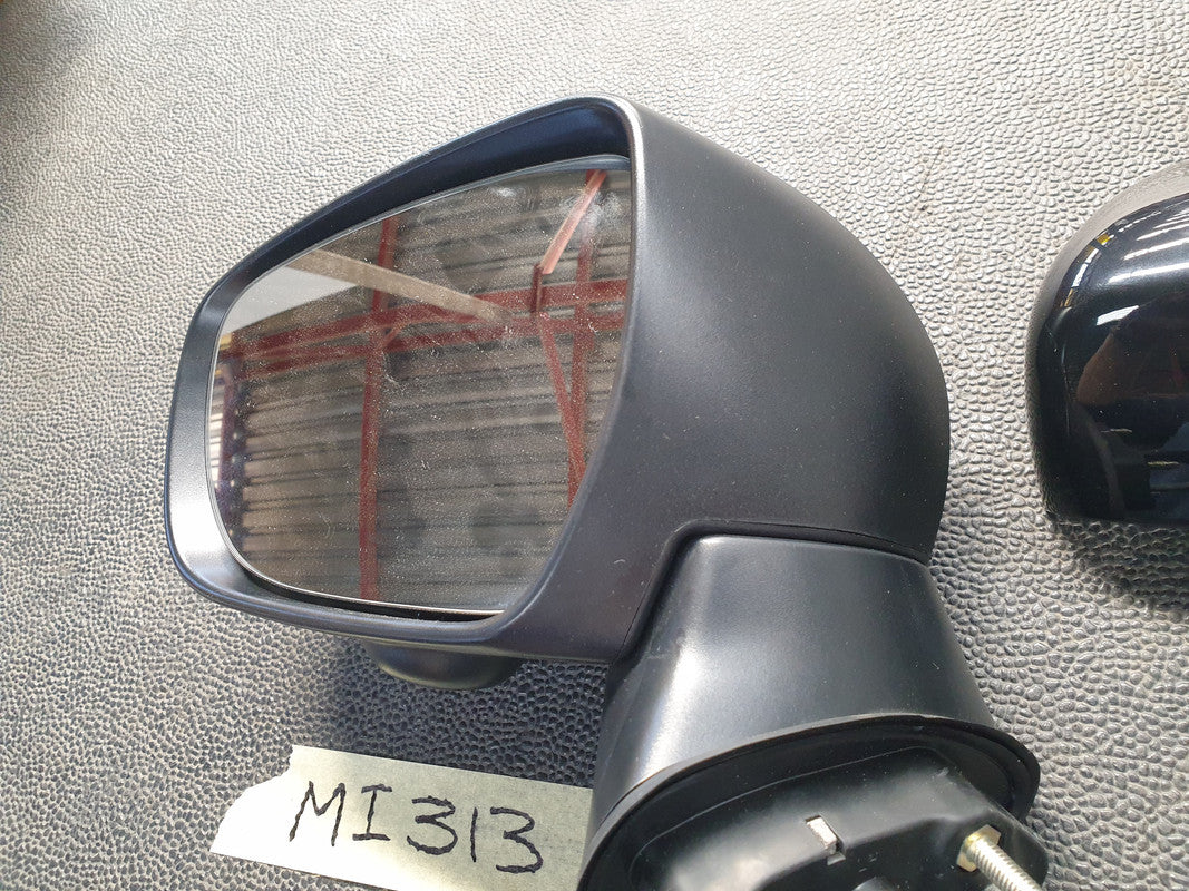 Toyota Starlet Left Outer Mirror Unknown Internal Damage