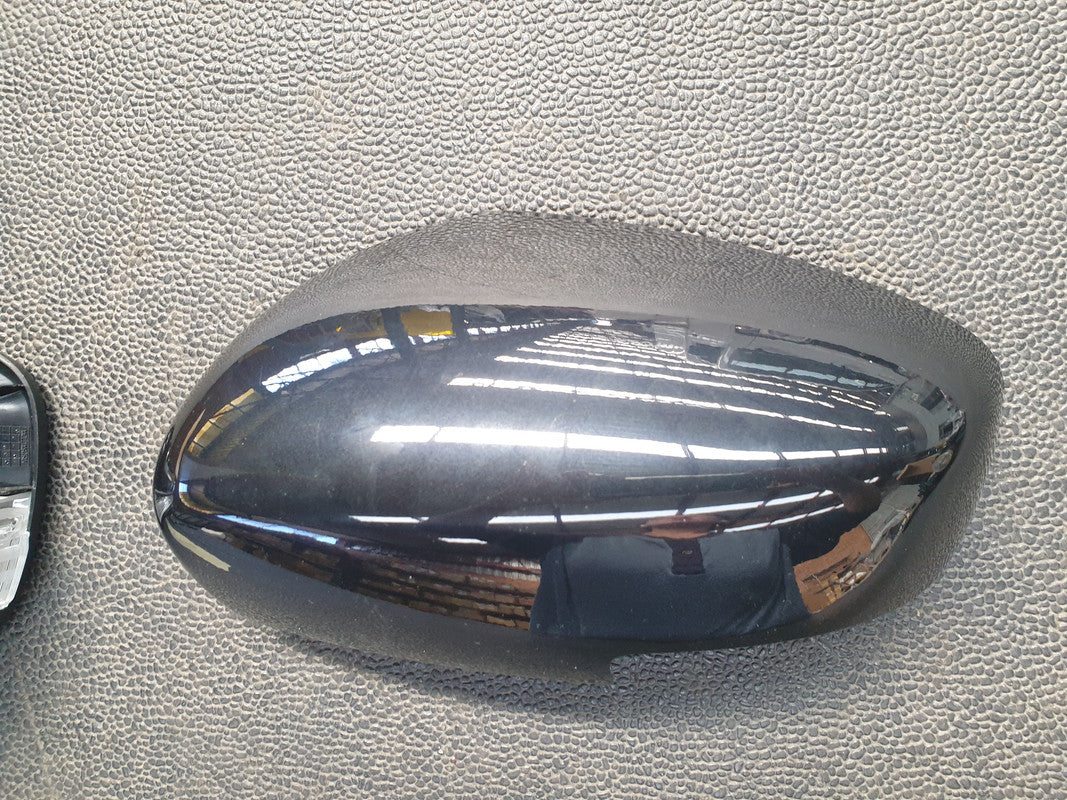 Toyota Starlet Left Outer Mirror Unknown Internal Damage