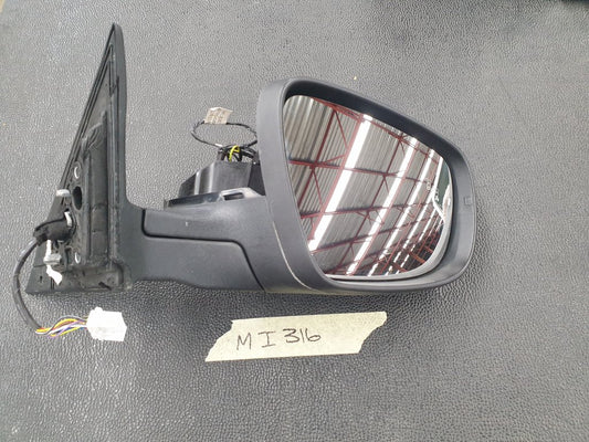 Chery Tiggo 7 Pro Right Outer Mirror Incomplete, Indicator, No Cover, Damage to Mirror Base
