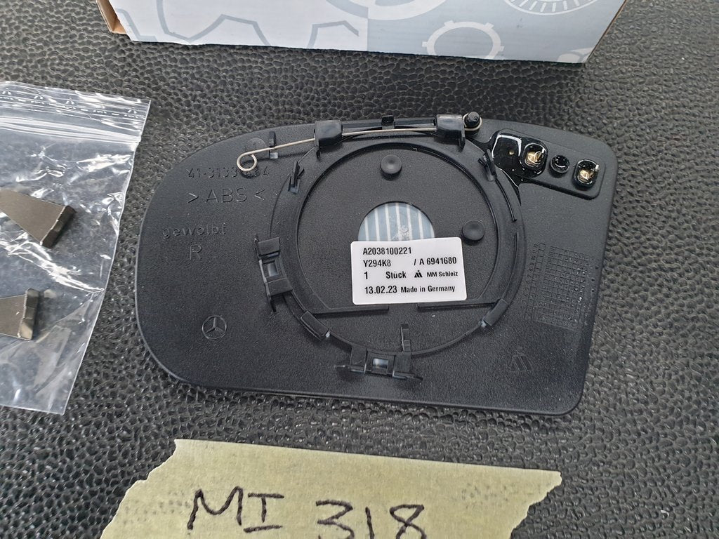 Mercedes-Benz C-Class W203 Right Outer Mirror Glass