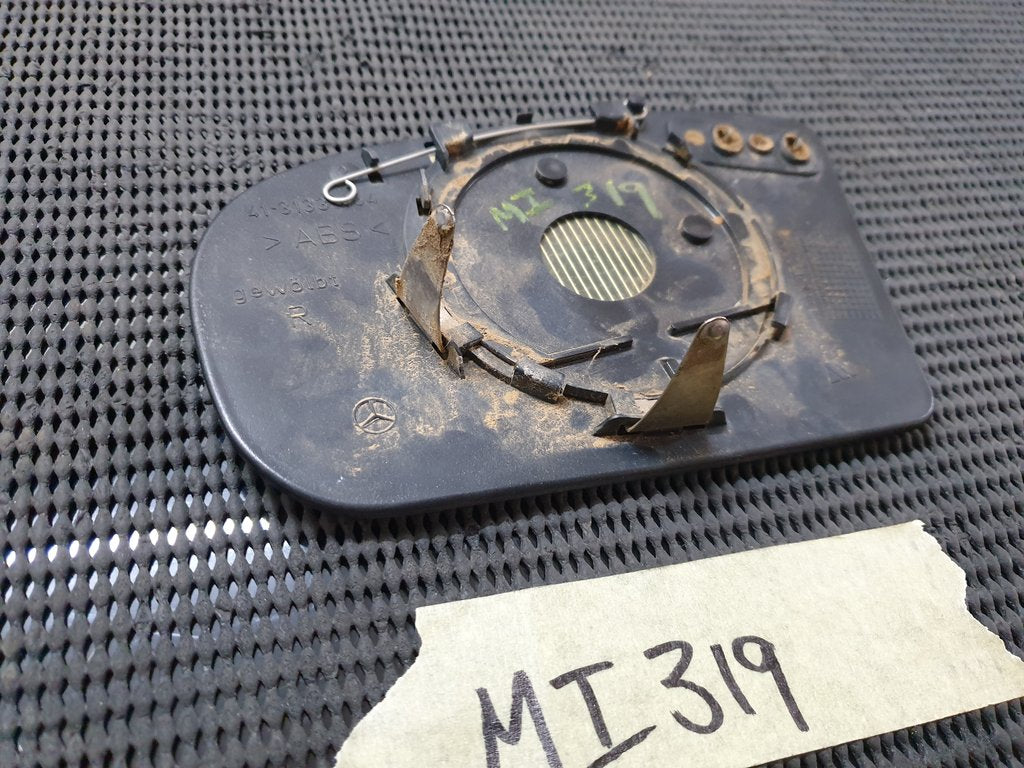 Mercedes-Benz C-Class W203 Right Outer Mirror Glass