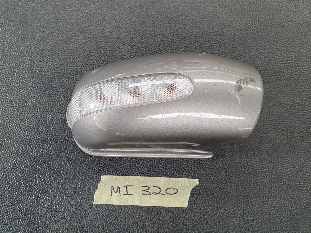 Mercedes-Benz C-Class W203 Right Outer Mirror Cover and Indicator Light