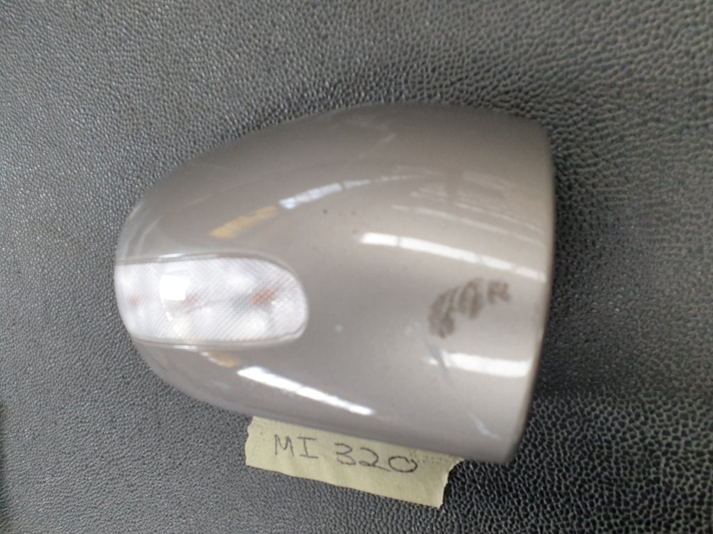 Mercedes-Benz C-Class W203 Right Outer Mirror Cover and Indicator Light