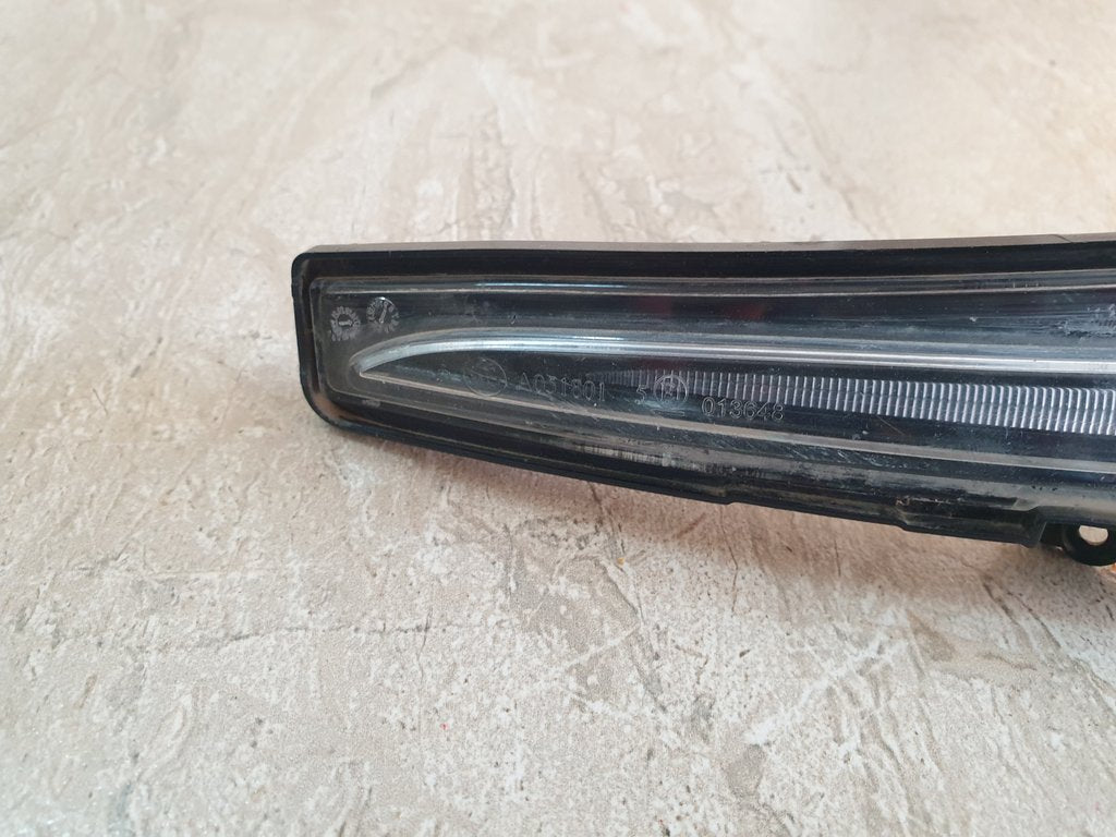 Mercedes-Benz C-Class W205 Left Outer Mirror Indicator Light