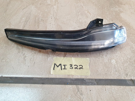 Mercedes-Benz C-Class W205 Left Outer Mirror Indicator Light