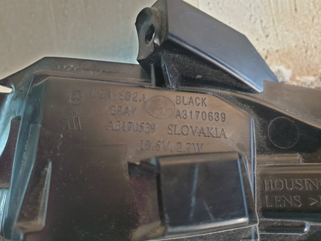 Mercedes-Benz C-Class W205 Left Outer Mirror Indicator Light