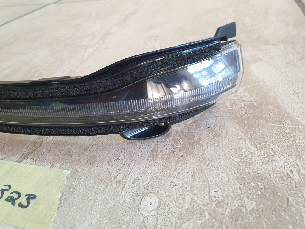 Mercedes-Benz X-Class W470 Left Outer Mirror Indicator Light