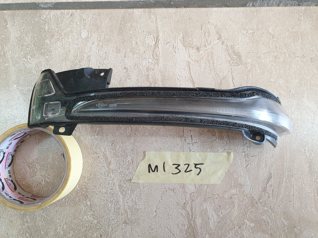 Mercedes-Benz X-Class W470 Left Outer Mirror Indicator Light