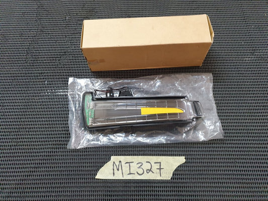Mercedes-Benz Aftermarket A-Class, B-Class, C-Class, E-Class, CLA, CLS, S-Class, GLA, ML, GLE W176, W246, W204, W212, W207, W117, W218, W221, X156, W164, W166 2010, 2011, 2012, 2013, 2014 Left Outer Mirror Indicator Light