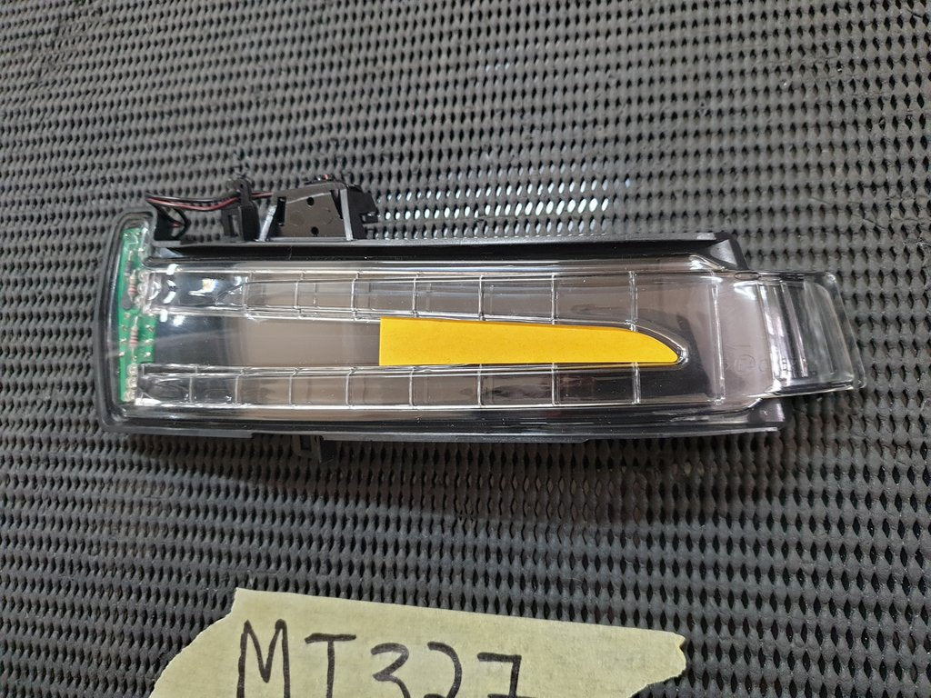 Mercedes-Benz Aftermarket A-Class, B-Class, C-Class, E-Class, CLA, CLS, S-Class, GLA, ML, GLE W176, W246, W204, W212, W207, W117, W218, W221, X156, W164, W166 2010, 2011, 2012, 2013, 2014 Left Outer Mirror Indicator Light