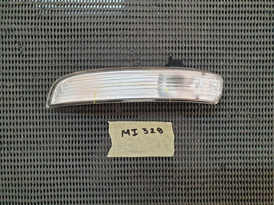 Ford Focus Left Outer Mirror Indicator Light