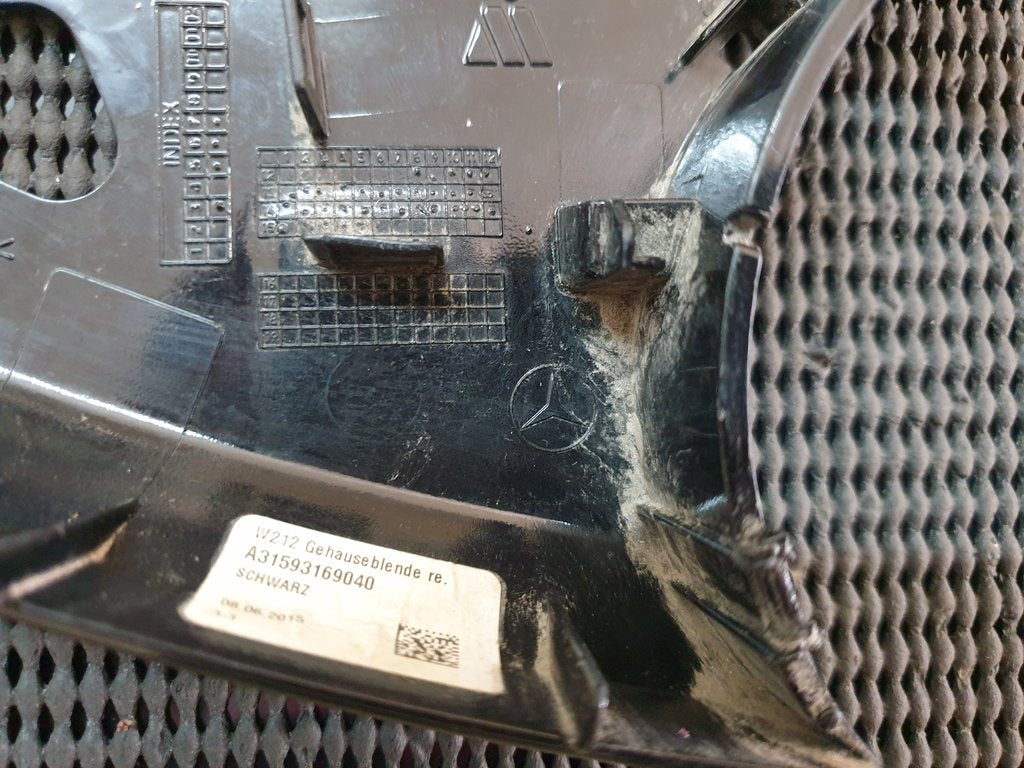 Mercedes-Benz C-Class E-Class W204 W212 Right Outer Mirror Lower Cover