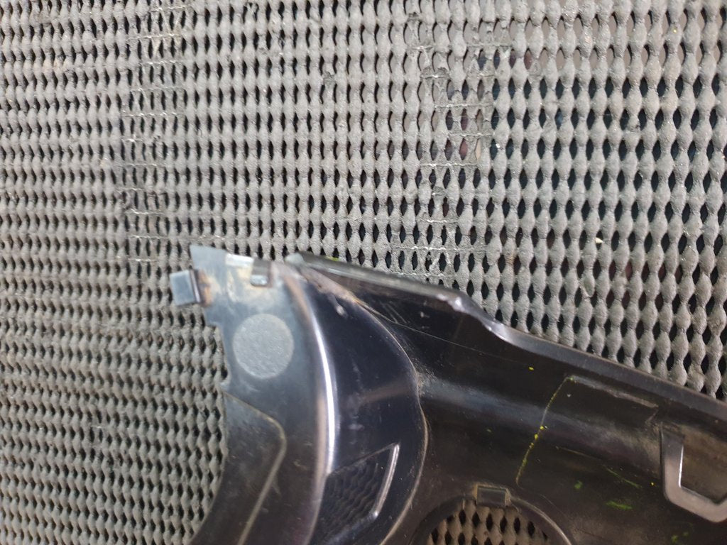 Land Rover Discovery Evoque Right Outer Mirror Lower Cover