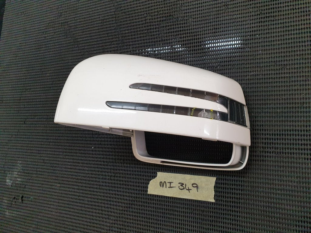 Mercedes-Benz C-Class E-Class W204 W212 Left Outer Mirror cover with Broken Indicator Light